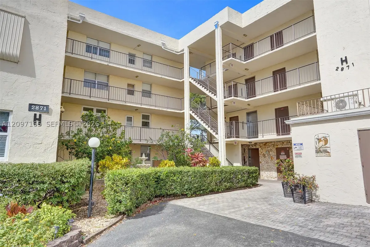 2871 Somerset Dr #209, Lauderdale Lakes, FL 33311 - #1
