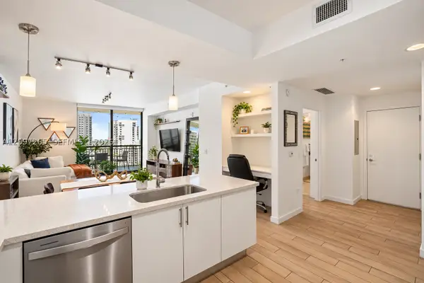 999 SW 1st Ave #1909, Miami, FL 33130