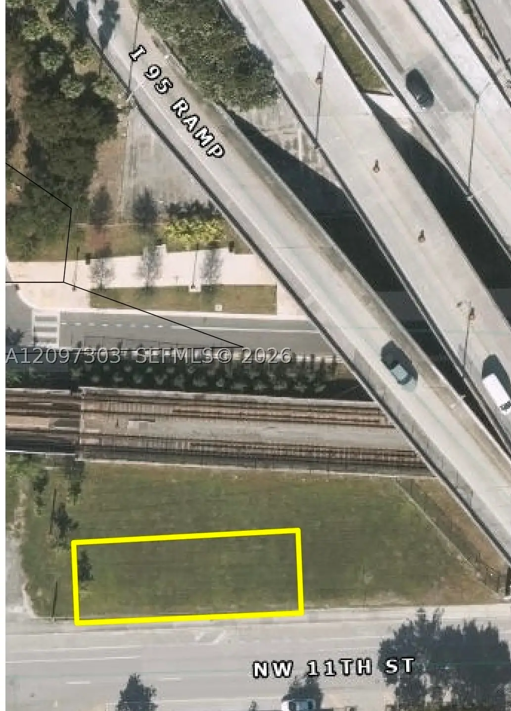 11 St, Miami, FL 33136 - #1