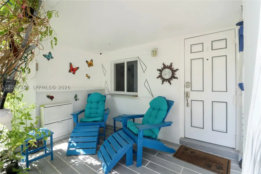 1663 NE 176th St, North Miami Beach, FL 33162 - #2