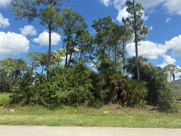 5018 N Rosebud Cir, La Belle, FL 33935
