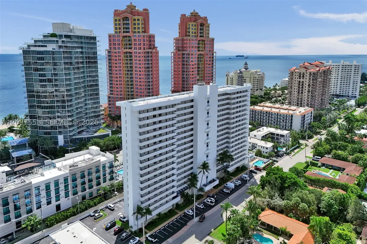 2200 NE 33rd Ave #3D, Fort Lauderdale, FL 33305 - #1