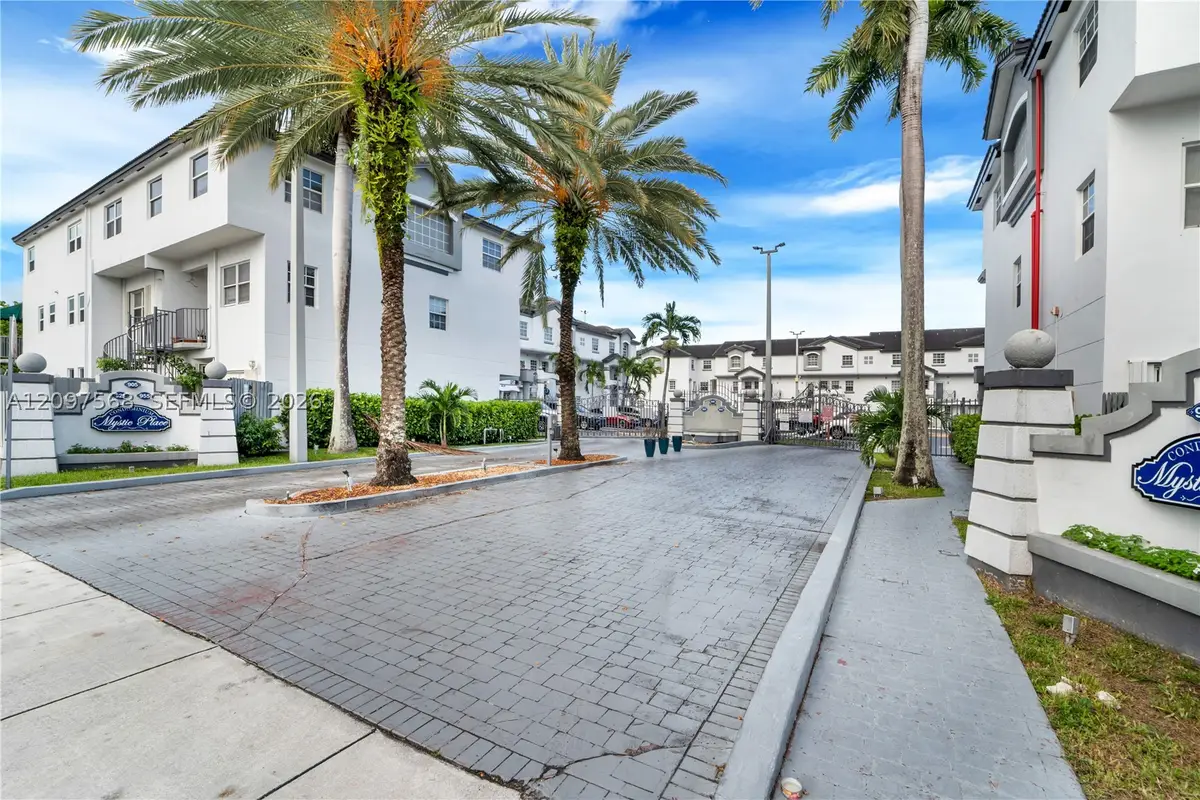 955 NW 82nd Ave #213-C, Miami, FL 33126 - #1