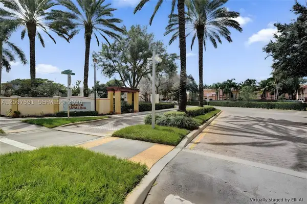 1210 Santa Catalina Ln, North Lauderdale, FL 33068