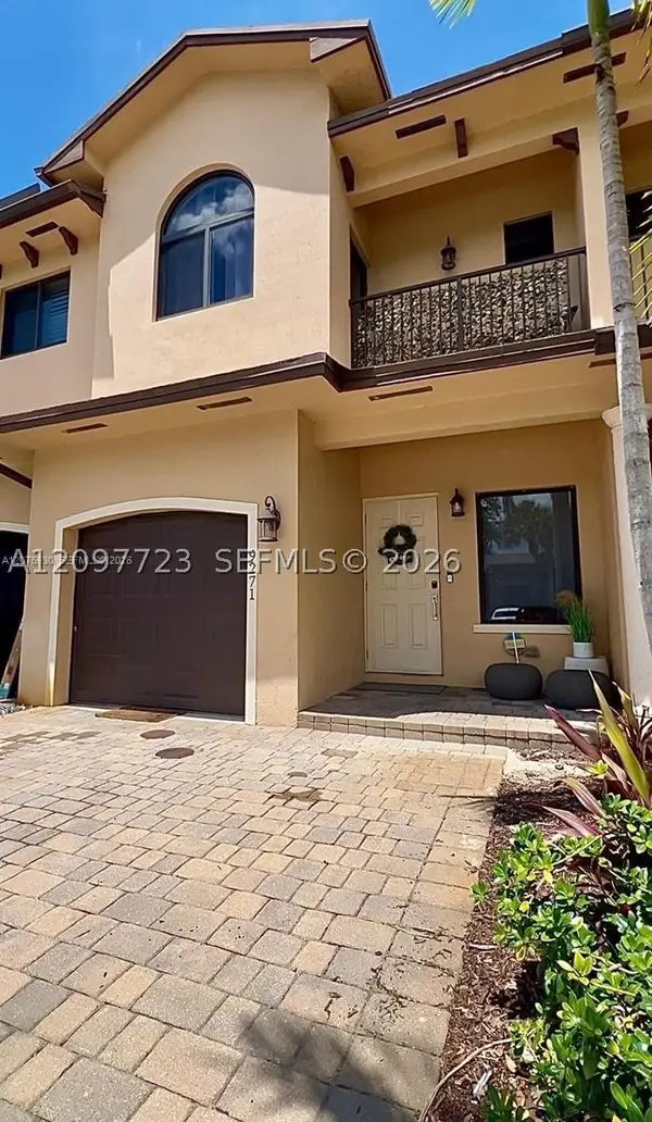 9271 NW 16th St #9271, Pembroke Pines, FL 33024