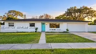 115 E Avenue B, Melbourne, FL 32901 - #1