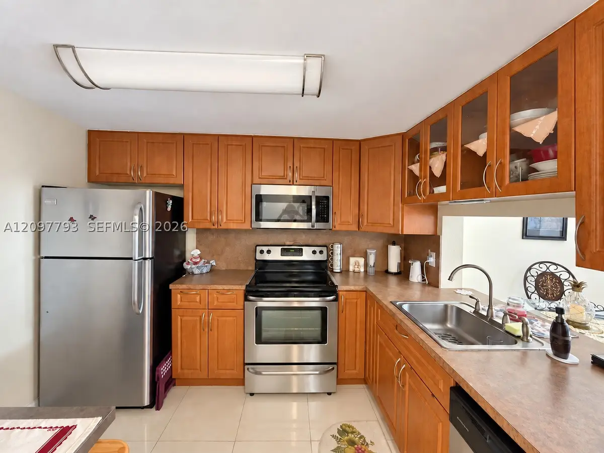 20860 San Simeon Way #208-6, Miami, FL 33179 - #1