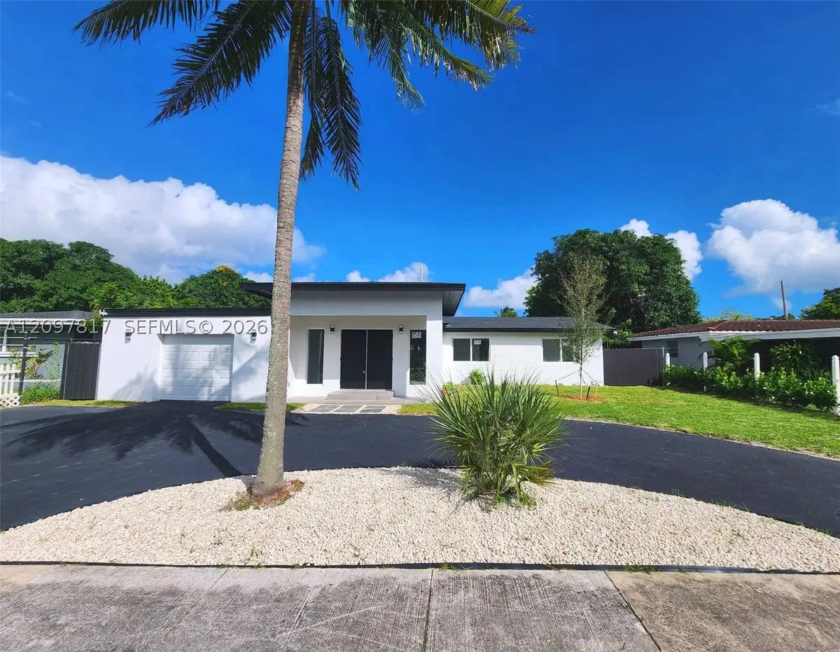 620 SW 38th Ter, Fort Lauderdale, FL 33312 - #1