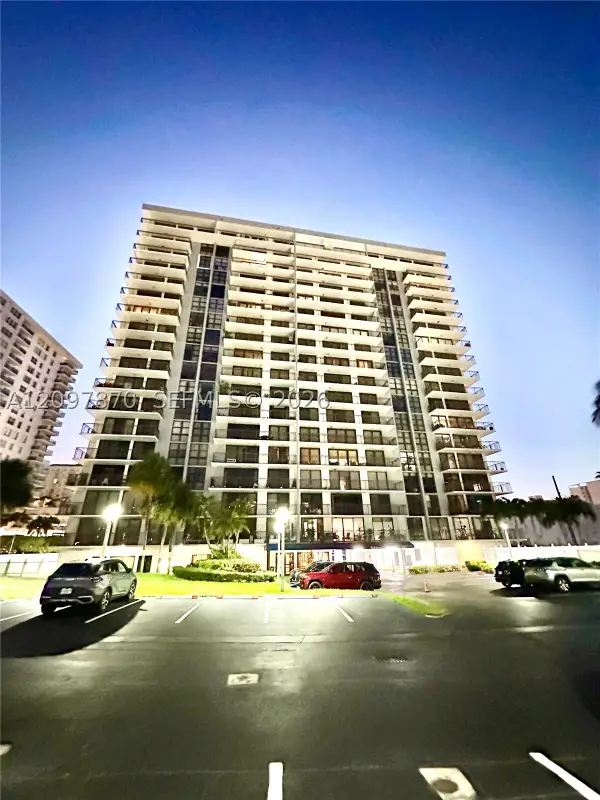 3031 N Ocean Blvd #404, Fort Lauderdale, FL 33308