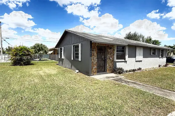 480 NW 14th St, Florida City, FL 33034