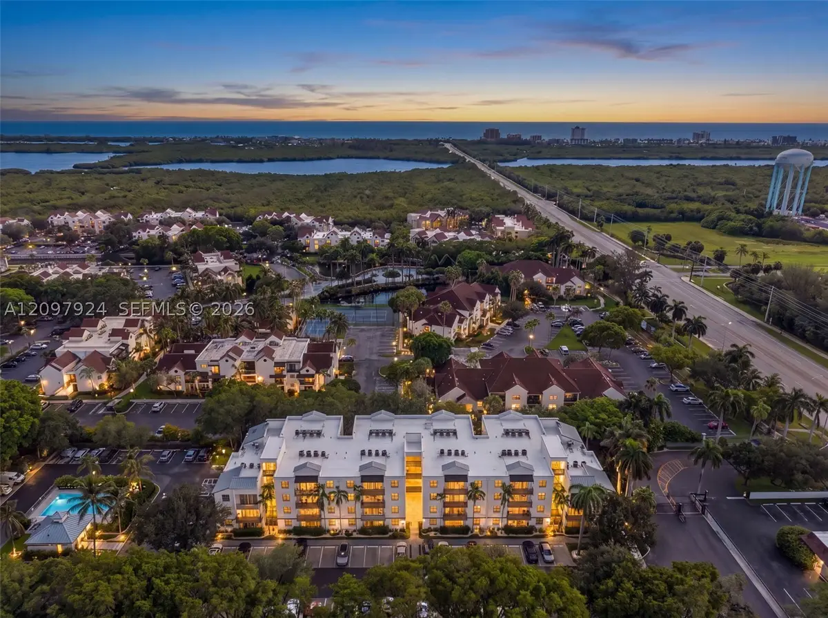 649 E Sheridan St #203, Dania Beach, FL 33004 - #1