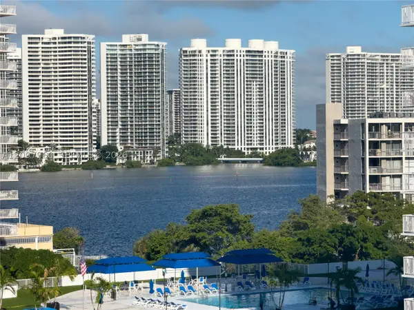 230 174th St #911, Sunny Isles Beach, FL 33160