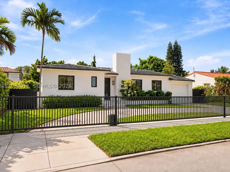 2350 SW 25th Ter, Miami, FL 33133 - #3