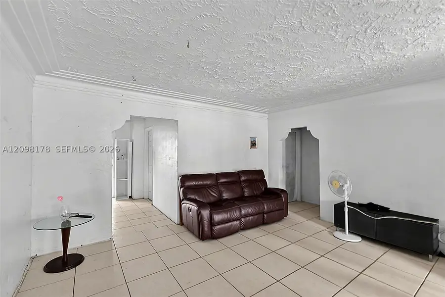 2525 NW 50th St, Miami, FL 33142 - #3