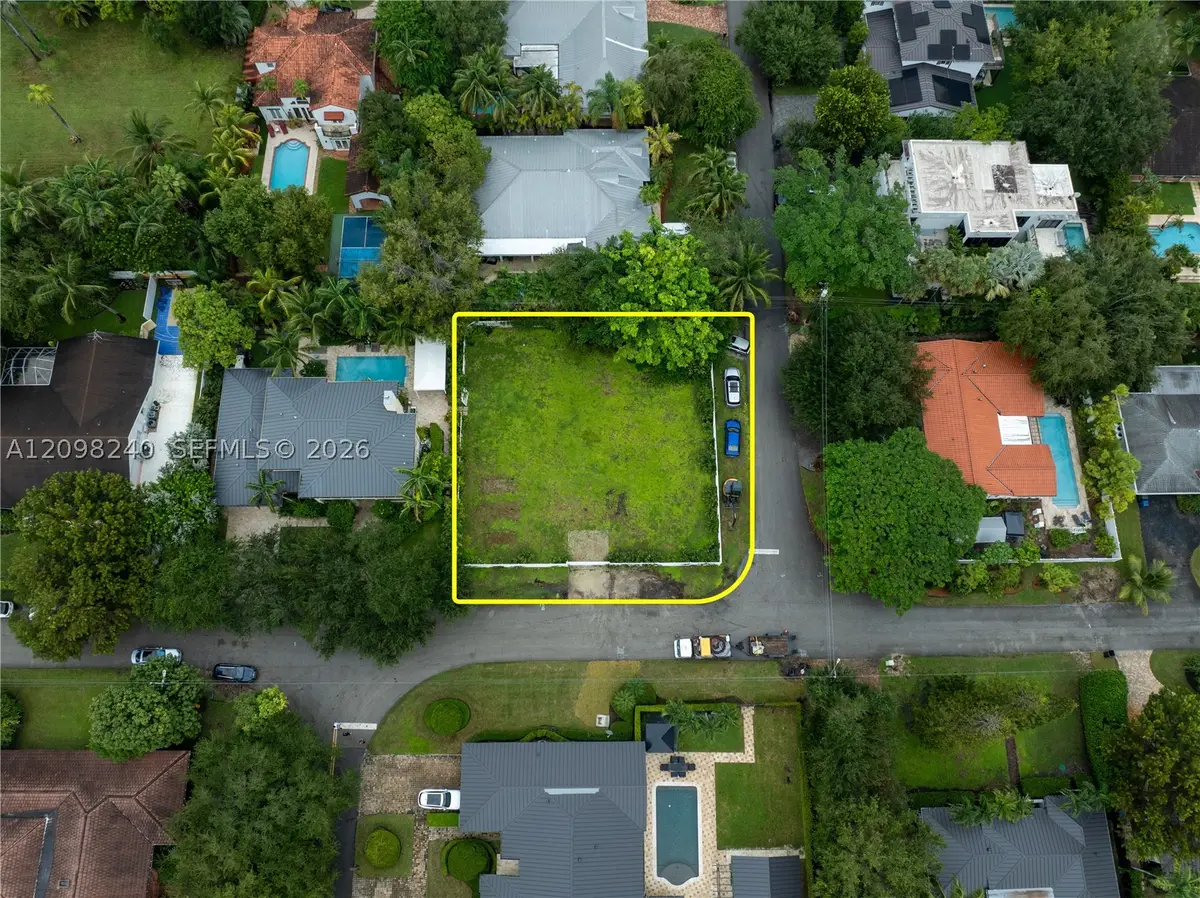 6001 SW 82nd St, South Miami, FL 33143 - #1
