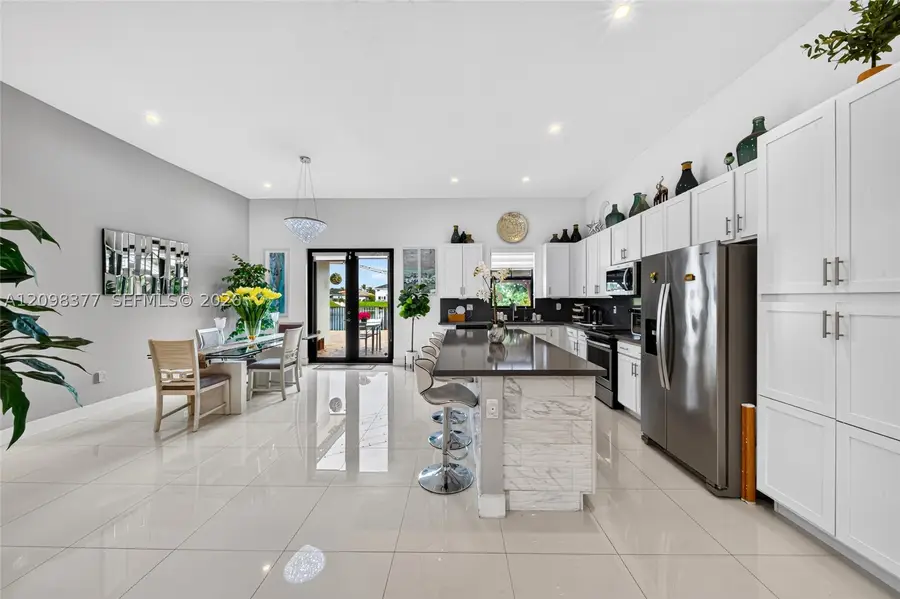 15103 SW 30th St, Miami, FL 33185 - #2