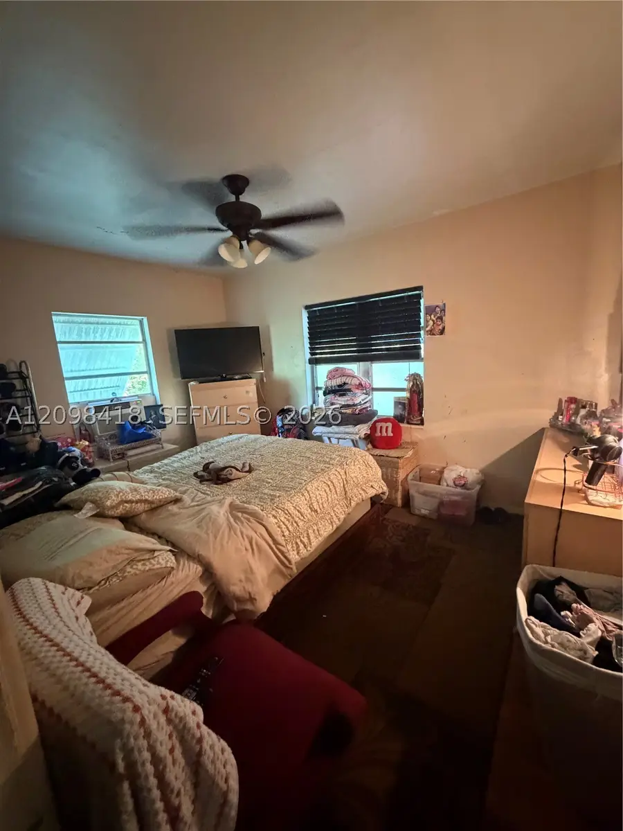925 NW 52nd St, Miami, FL 33127 - #2