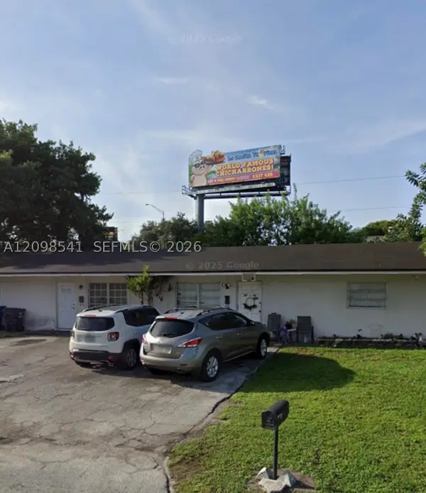 6230 Grant St, Hollywood, FL 33024
