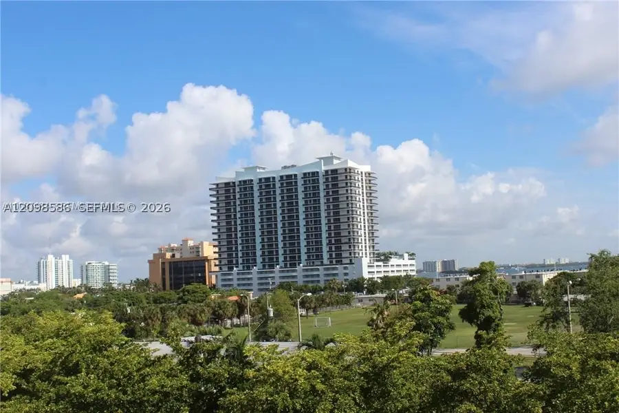 1801 S Treasure Dr #509, North Bay Village, FL 33141 - #2
