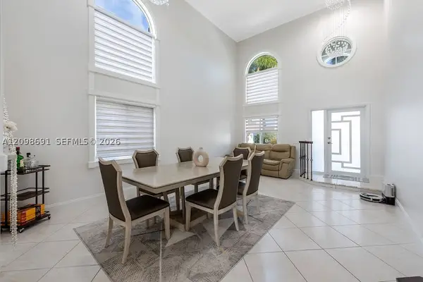 6256 Lansdowne Cir, Boynton Beach, FL 33472