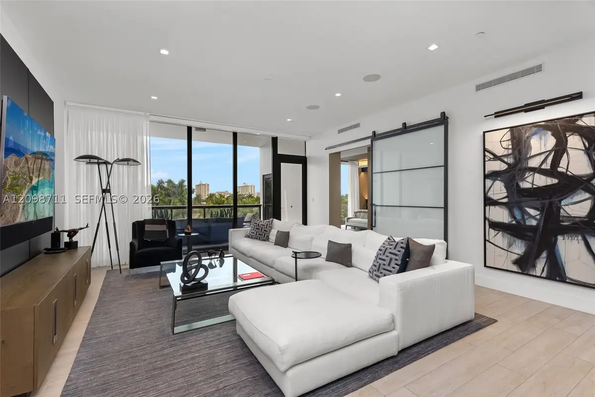 30 Isle Of Venice Dr #PH3, Fort Lauderdale, FL 33301 - #1