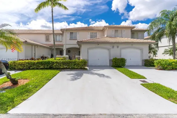 7354 SW 162nd Pl, Miami, FL 33193