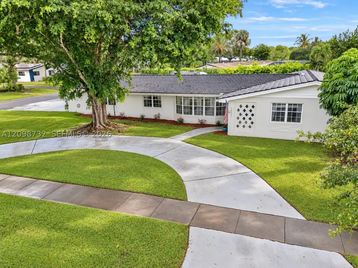 16401 SW 82nd Ave, Palmetto Bay, FL 33157 - #1