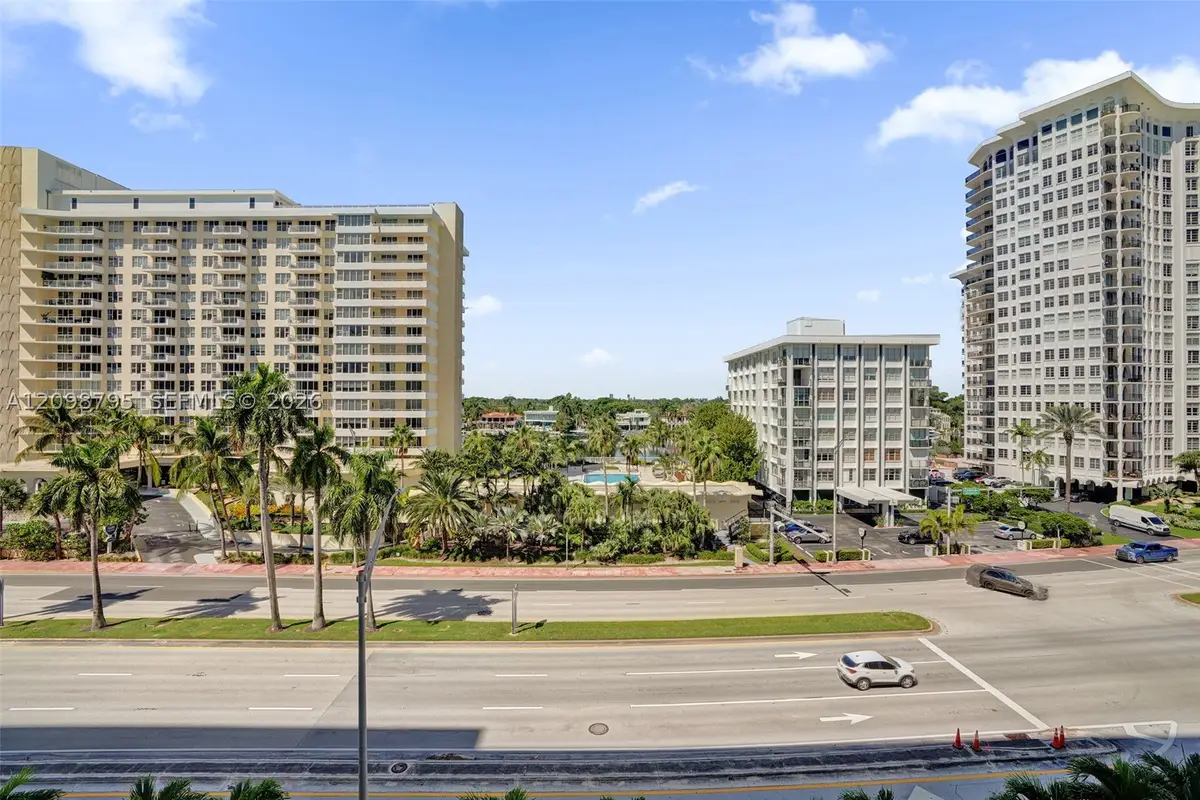 5601 Collins Ave #620, Miami Beach, FL 33140 - #1