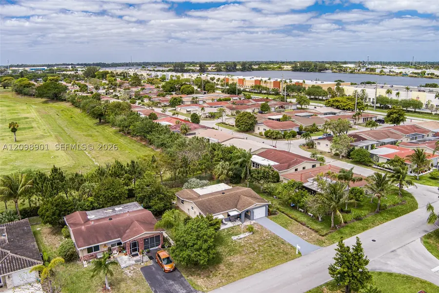 4871 NW 13th Ave, Deerfield Beach, FL 33064 - #2