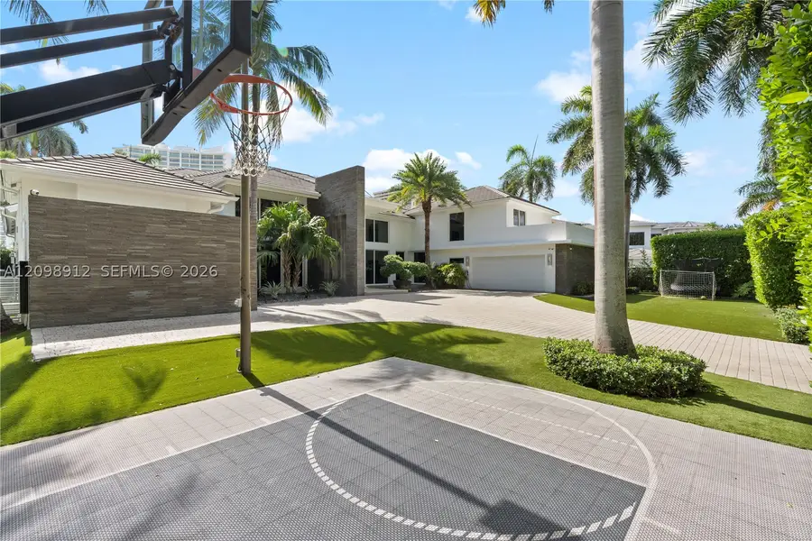 224 S Island, Golden Beach, FL 33160 - #3