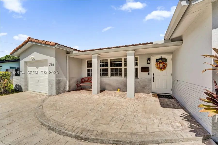 5509 Jefferson St, Hollywood, FL 33021 - #3