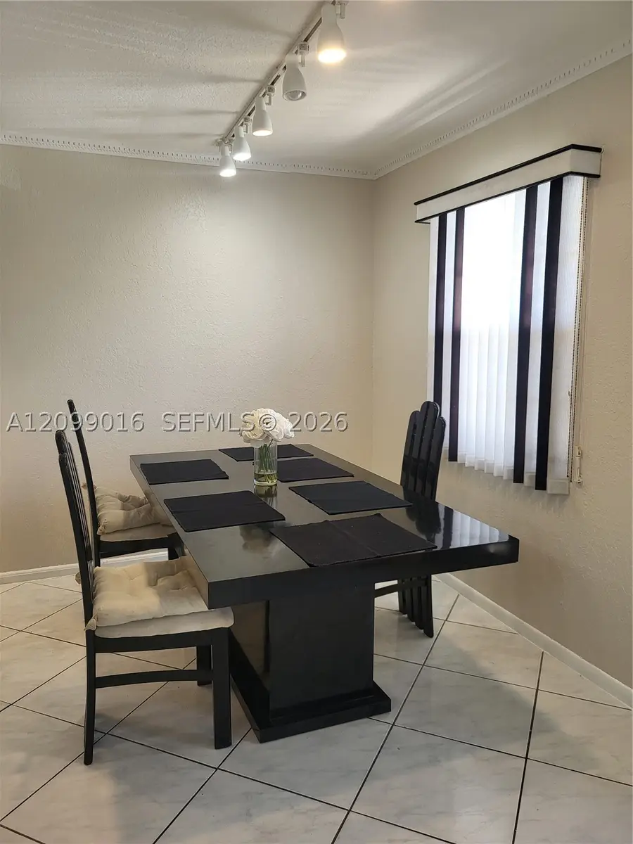 2050 Newcastle C #2050 C, Boca Raton, FL 33434 - #3