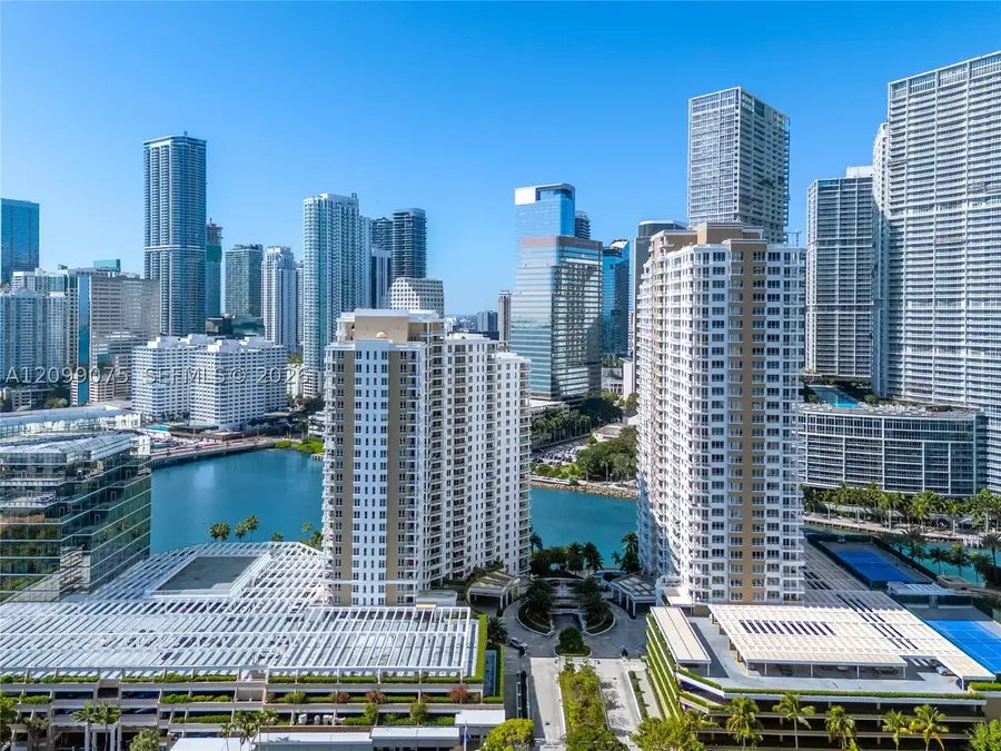 701 Brickell Key Blvd #1004, Miami, FL 33131 - #2