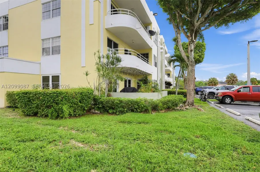 10765 SW 108th Ave #301, Miami, FL 33176 - #2