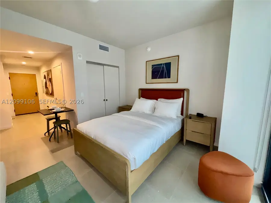 11 NE 6th St #208, Miami, FL 33132 - #2