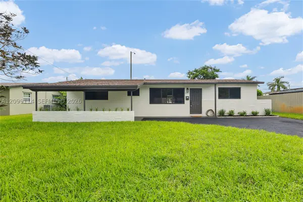 6371 SW 1st Ct, Pembroke Pines, FL 33023