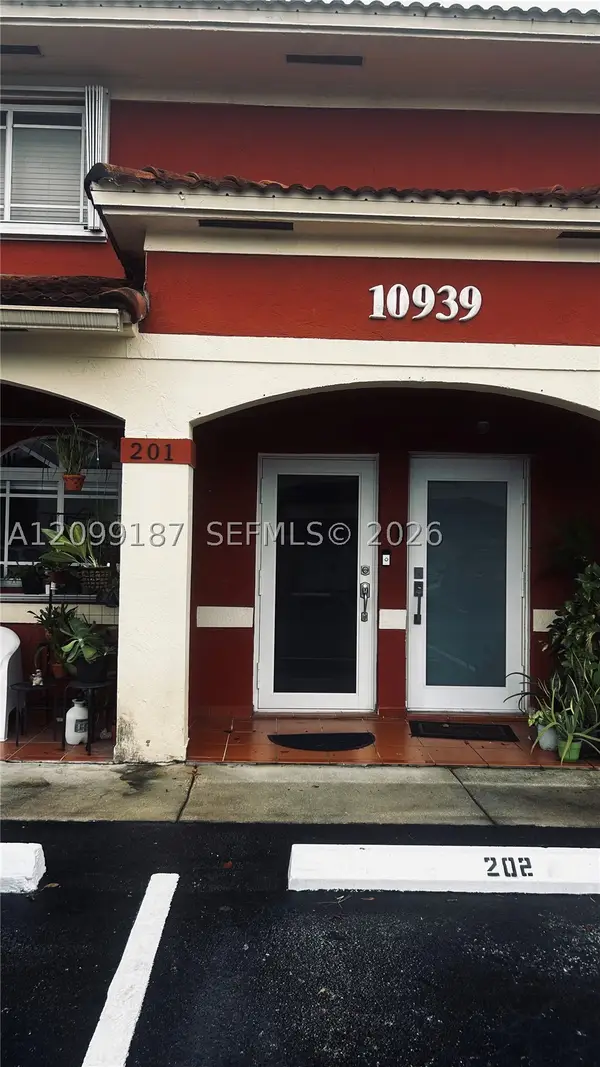 10939 W Okeechobee Rd #201, Hialeah Gardens, FL 33018