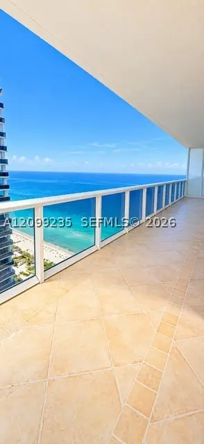 1830 S Ocean Dr #3708, Hallandale Beach, FL 33009