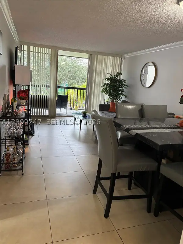 10815 SW 112th Ave #201, Miami, FL 33176