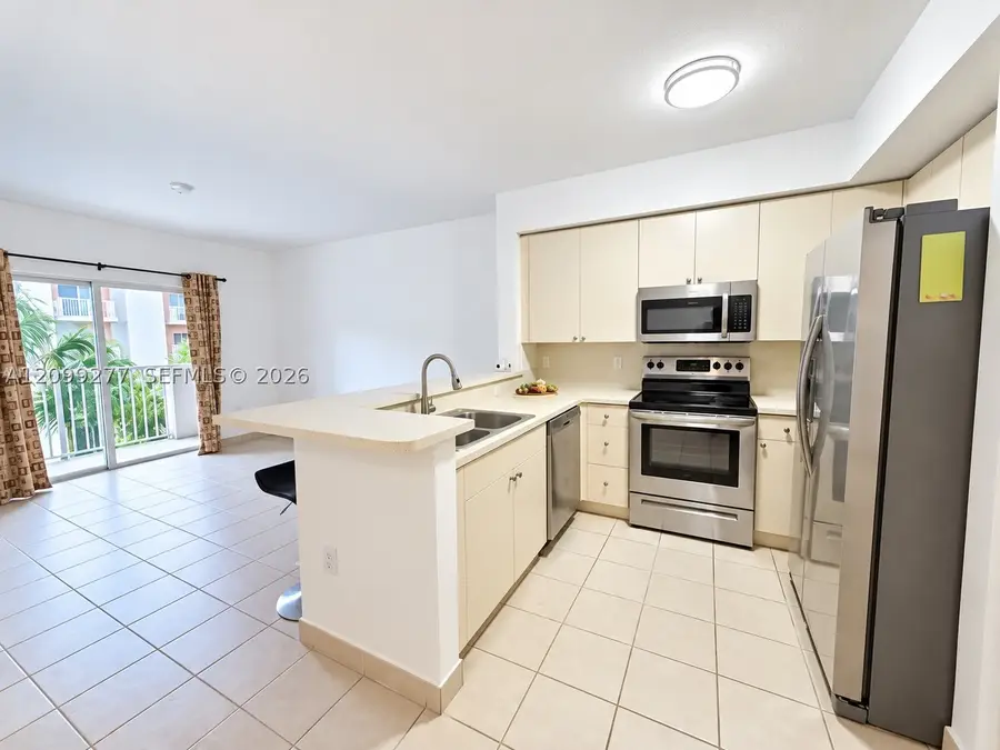 11060 SW 196th St #303, Cutler Bay, FL 33157 - #3