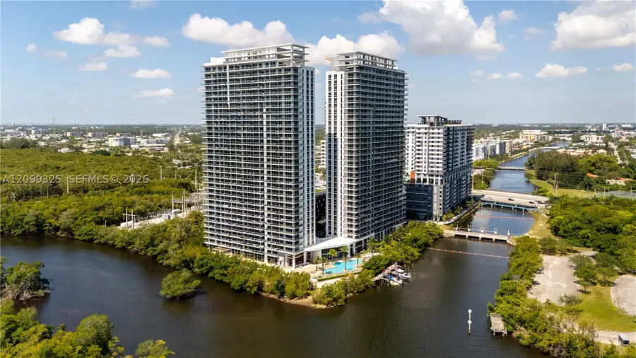 16385 Biscayne Blvd #506, North Miami Beach, FL 33160 - #2