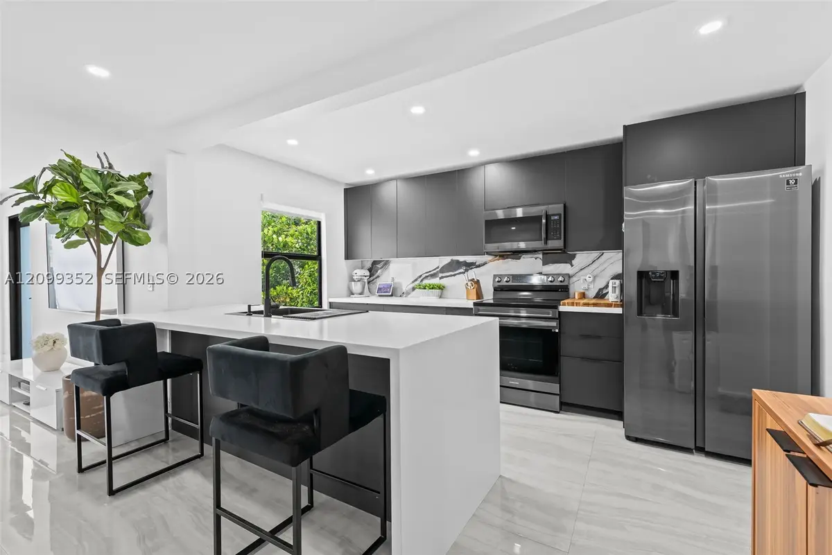544 SW 13th Ave, Fort Lauderdale, FL 33312 - #1