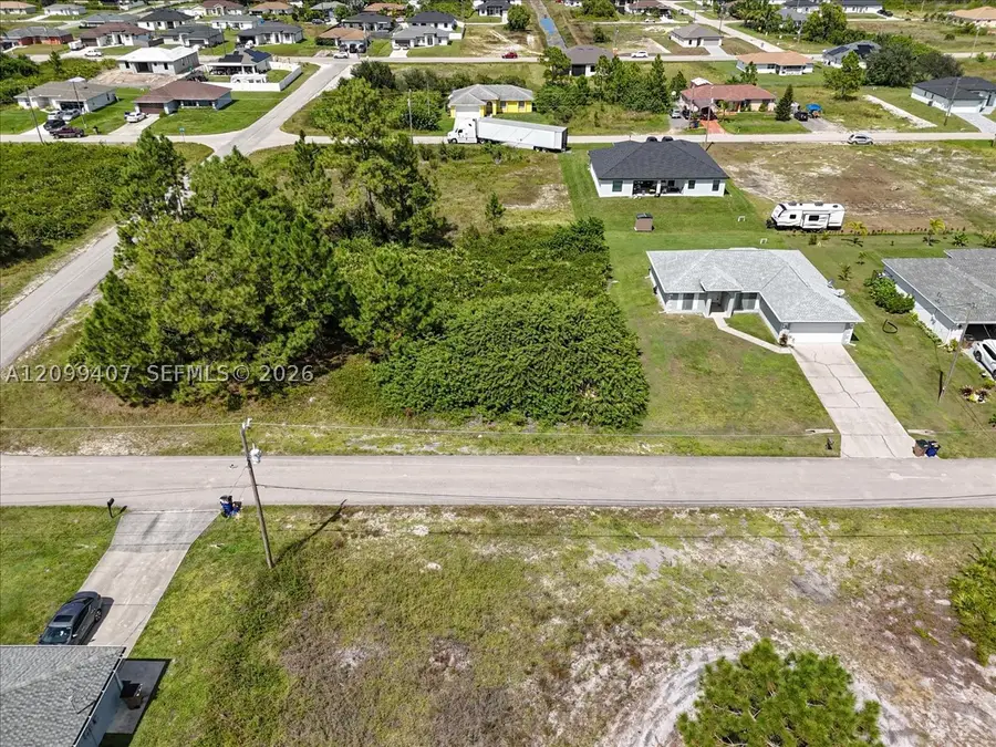 2816 25 St Sw, Lehigh Acres, FL 33976 - #2