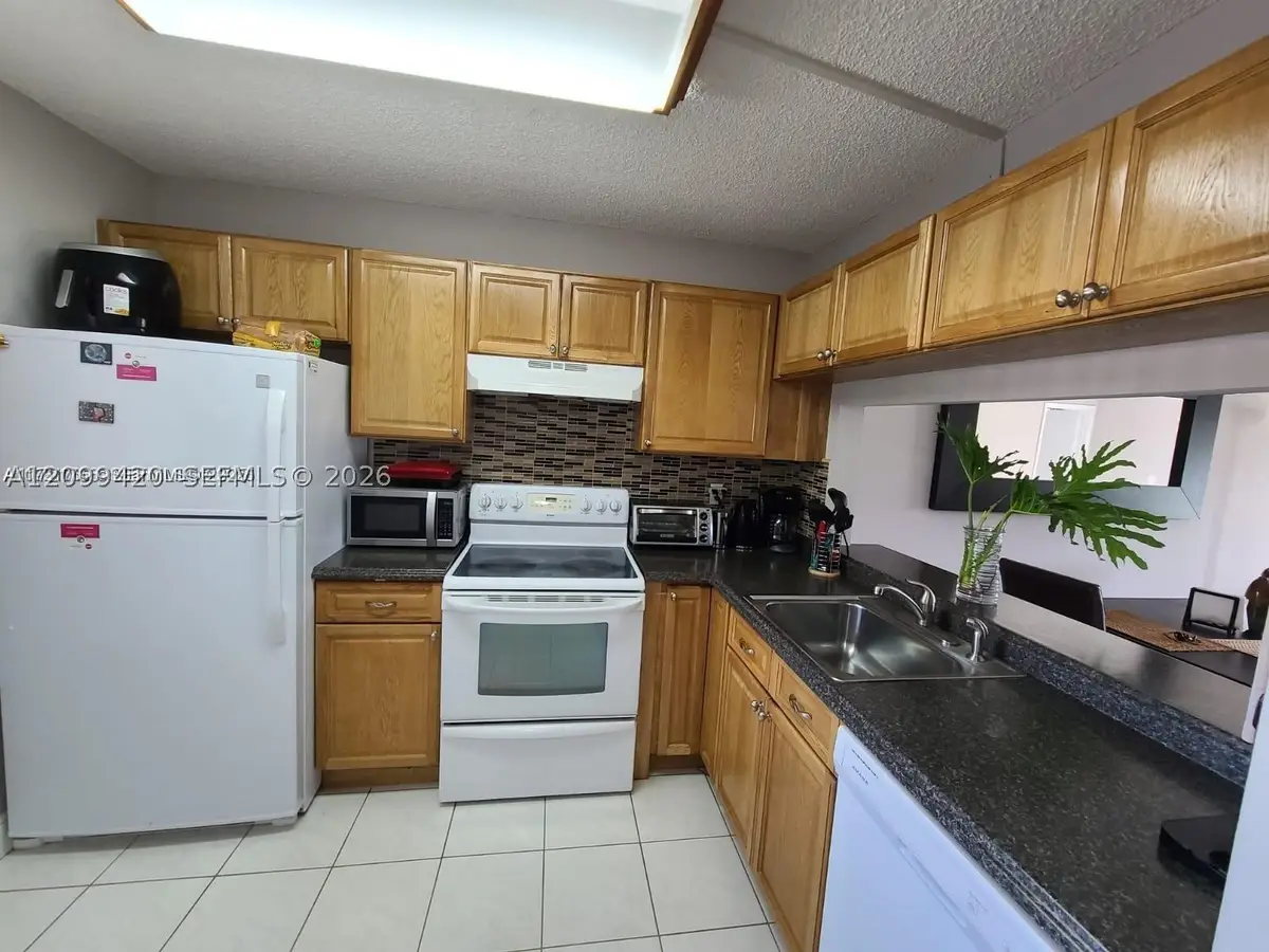 165 NW 93rd Ave #102, Pembroke Pines, FL 33024 - #1