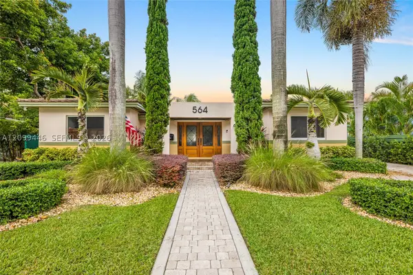 564 Palmetto Dr, Miami Springs, FL 33166