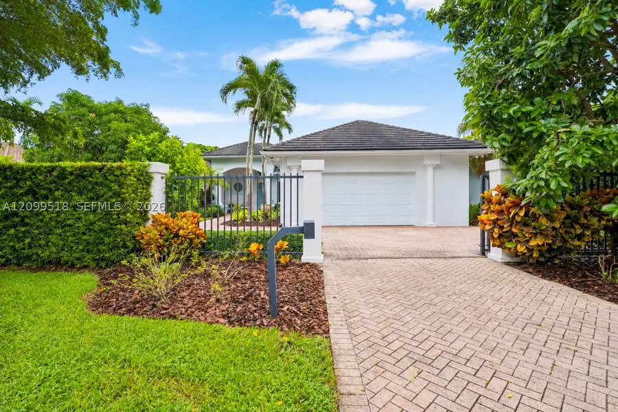 15255 SW 80th Ave, Palmetto Bay, FL 33157 - #3