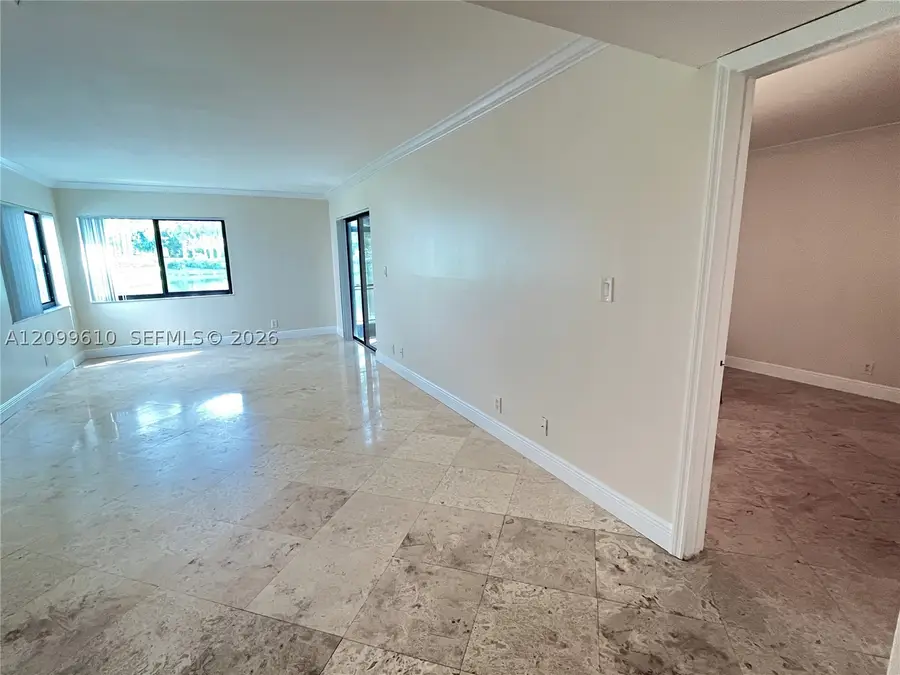 153 Lakeview Dr #103, Weston, FL 33326 - #3