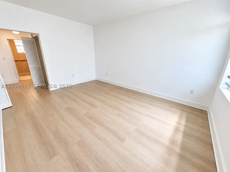 1000 Meridian Ave #17, Miami Beach, FL 33139 - #2