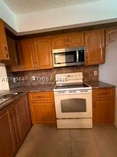 112 Lake Emerald Dr #109, Oakland Park, FL 33309 - #2