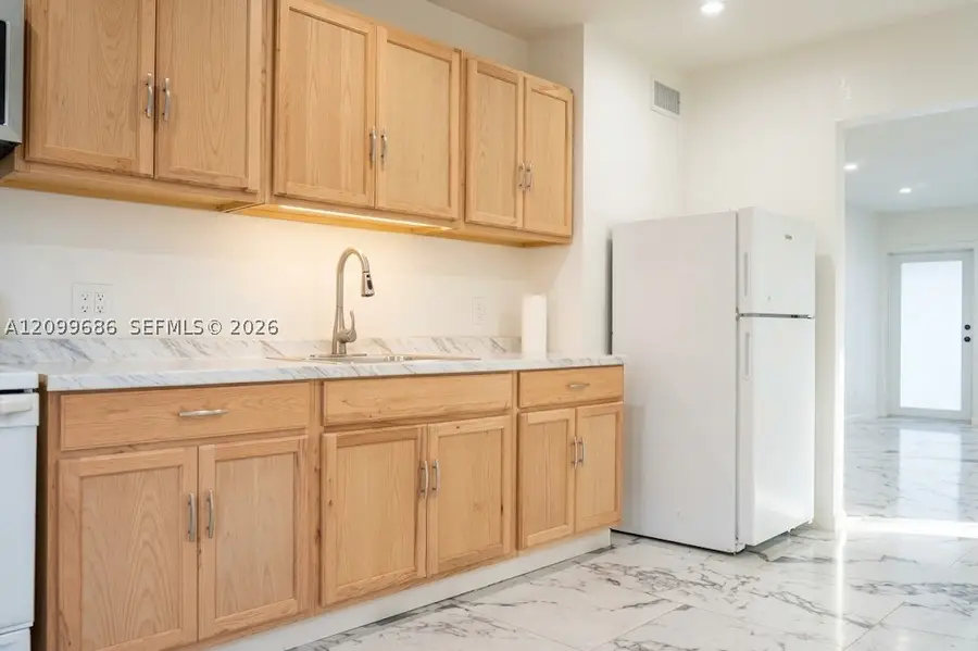 3201 SW 48th Ave, West Park, FL 33023 - #2